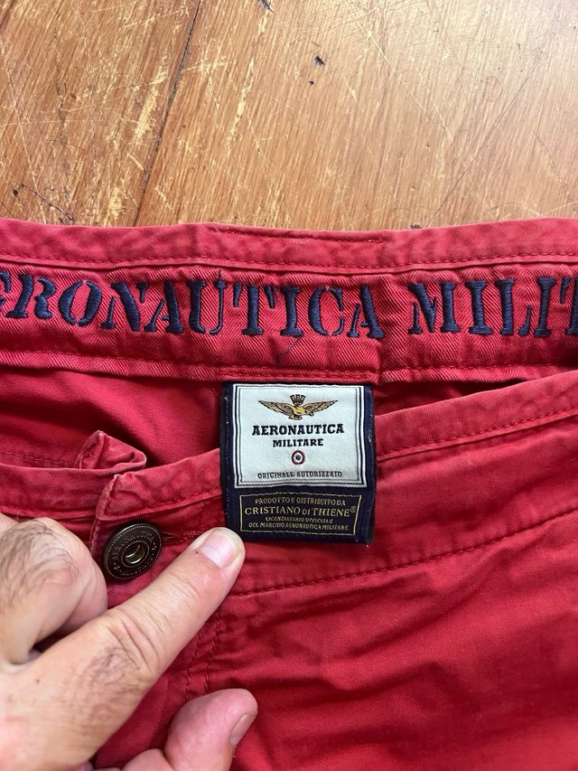 Bermudas Aeronautica Militares rojas XXXL