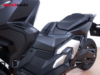 HONDA X-ADV 