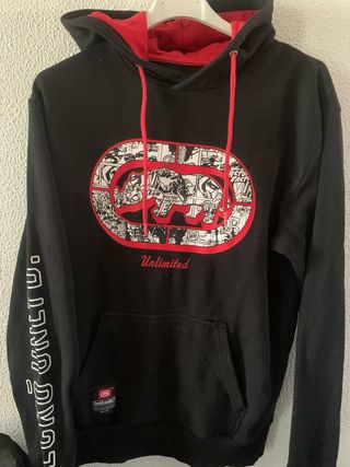 Sudadera Ecko Unltd. negra y roja