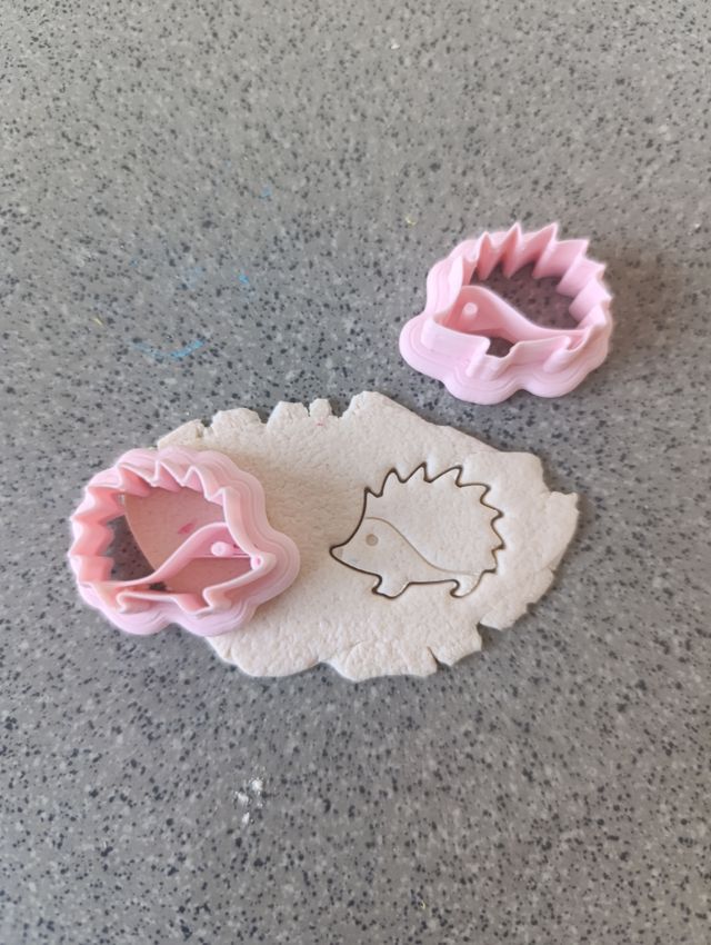 Cortador de arcilla polimérica con forma de erizo