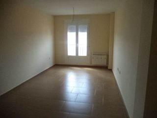 Piso en venta en El Poblado - Abulagar en Puertollano