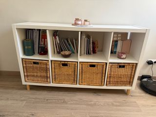 Estantería blanca modular