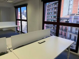 Oficina en alquiler en Eixample Nord – La Devesa en Girona