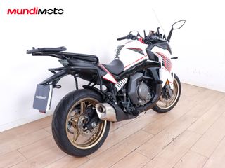 CFMOTO CF 650 GT