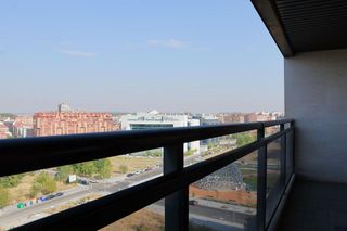 Piso en alquiler en Campo Grande - Arco Ladrillo en Valladolid