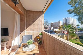 Piso en alquiler en La Carihuela en Torremolinos