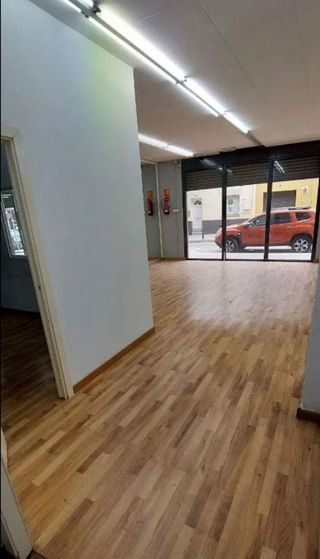 Local comercial en alquiler en Sant Vicenç dels Horts
