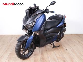 YAMAHA X-MAX 125 