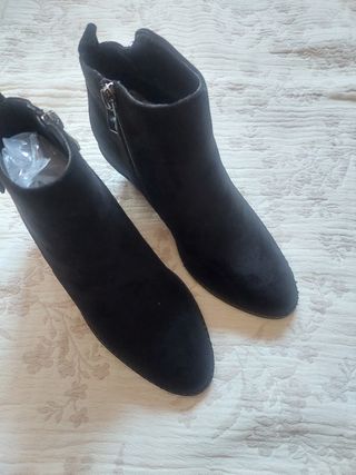 Botines Azarey negros, talla 36