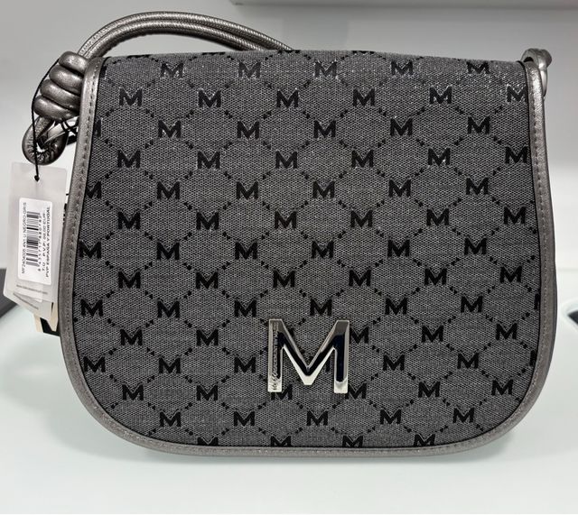 Bolso Lola Casademunt a estrenar