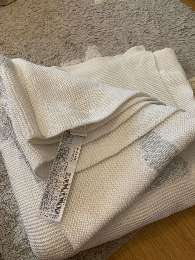 Manta Zara Home bebé 90x120cm