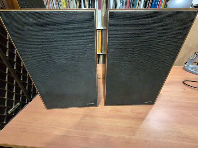Altavoces Rank Arena HT 525 marrón