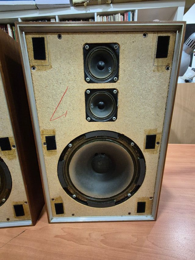 Altavoces Rank Arena HT 525 marrón