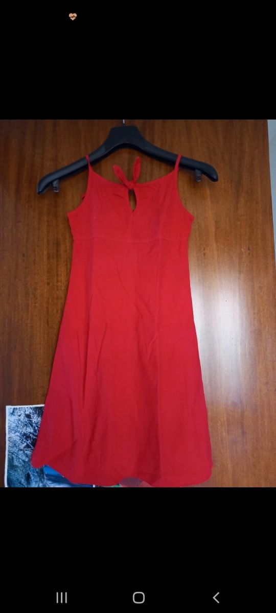 Vestito rosso estivo
