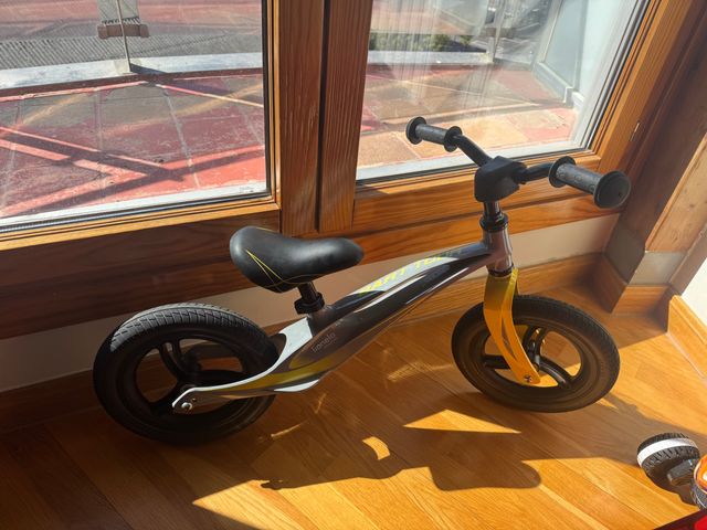 Bicicleta sin pedales lionelo Bart Tour