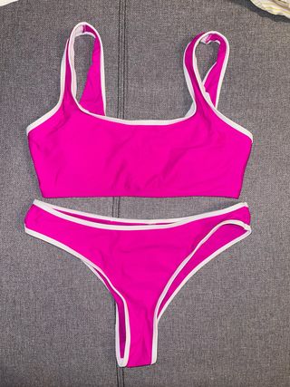 Bikini completo rosa y blanco 
