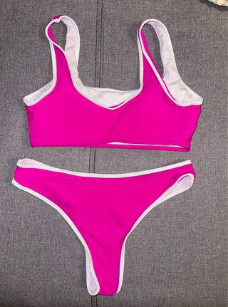 Bikini completo rosa y blanco 