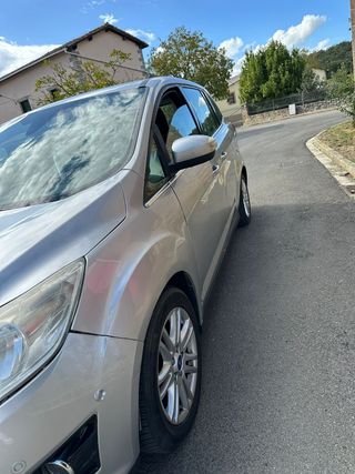 Ford Grand C-MAX 2013