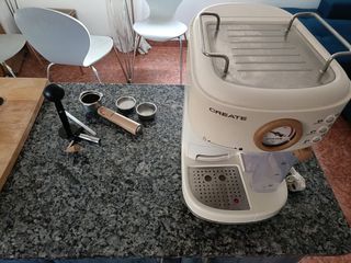 Cafetera express CREATE Retro, color blanco roto