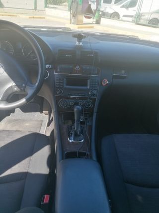 Mercedes-Benz Clase C 2005