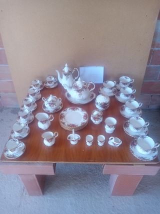 Juego de té Royal Albert Old Country Roses