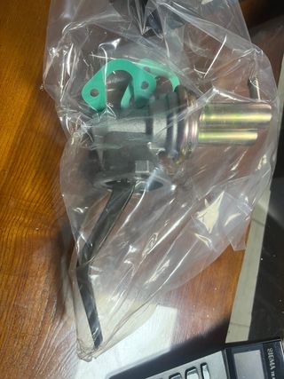 Bomba gasolina Ford 5.0 V8