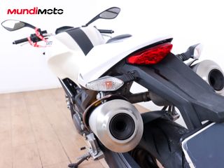 DUCATI MONSTER 696