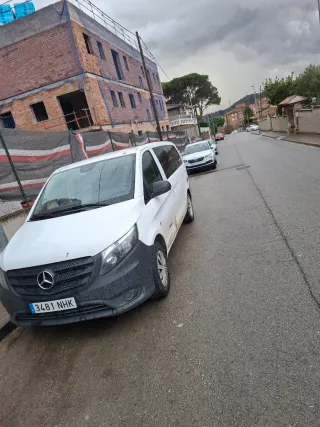 Marcedes vito mas enfarmacion llama 610059144