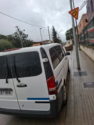 Marcedes vito mas enfarmacion llama 610059144