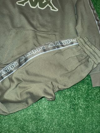 tuta Kappa verde oliva