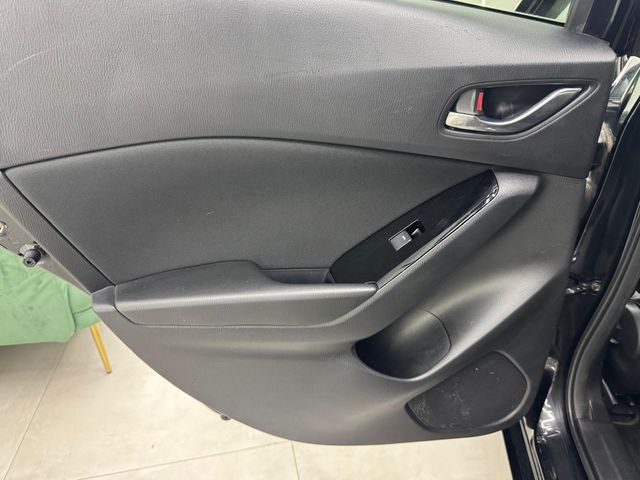 Mazda 3 2018