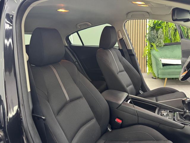 Mazda 3 2018