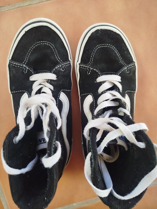 Bota Vans black boy tamanho 32