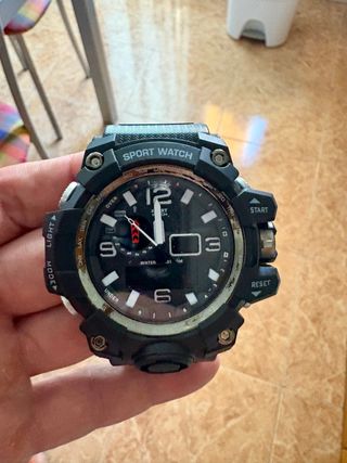 Reloj deportivo táctico