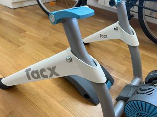 Rodillo inteligente Tacx: entrenamiento ciclismo