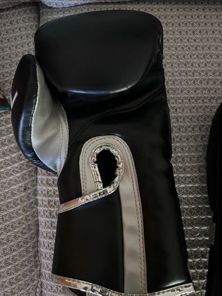 Guantes boxeo Buddha 14oz
venta en Melilla/ Malaga