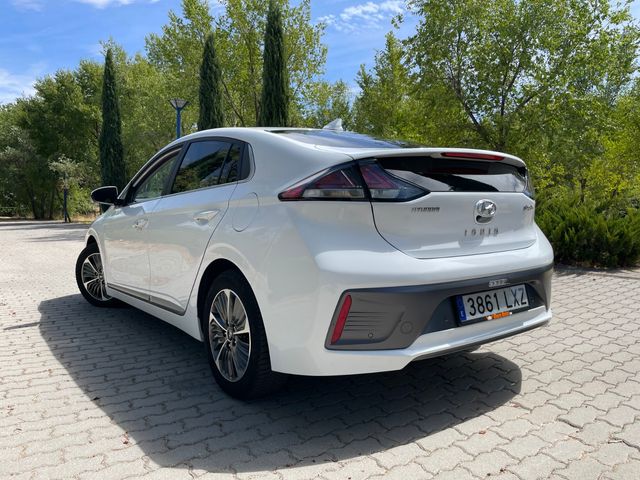 Hyundai IONIQ 1.6 GDI PHEV Tecno DCT
