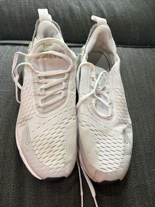 Zapatillas Nike Air Max 270 blancas 37,5