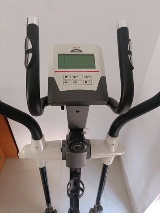 Elíptica BH Fitness