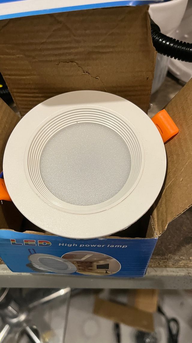 Foco LED empotrable blanco