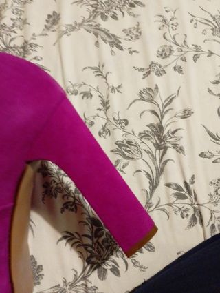 Tacones Gloria Ortiz rosa, talla 38. Tacón de 12cm