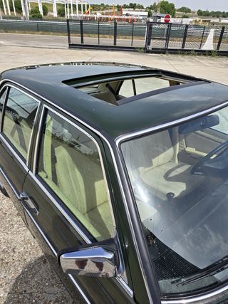 Coche Mercedes-Benz 300D 1990
