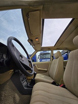 Coche Mercedes-Benz 300D 1990