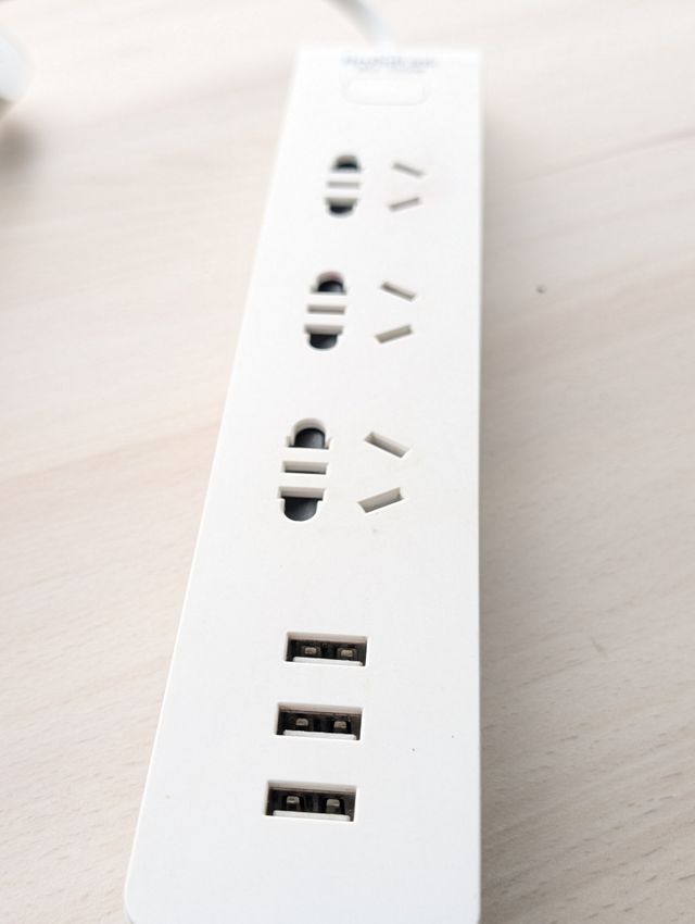 Regleta inteligente BroadLink 2500W