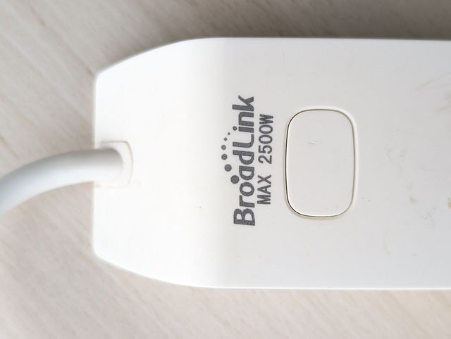 Regleta inteligente BroadLink 2500W