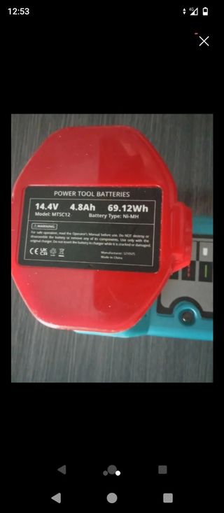 Cargador y batería Makita