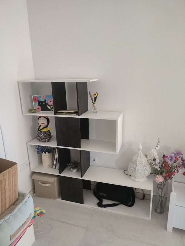 Estantería escalonada