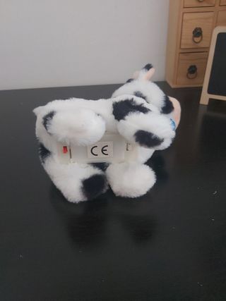 Vaca de peluche bailarina