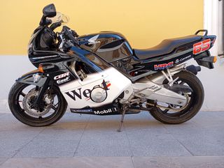 Honda CBR 600 F2 West y chaqueta