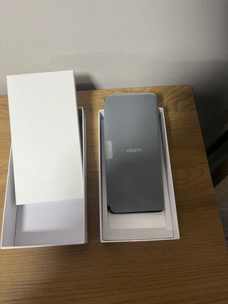 OPPOA60 5G - móvil blanco